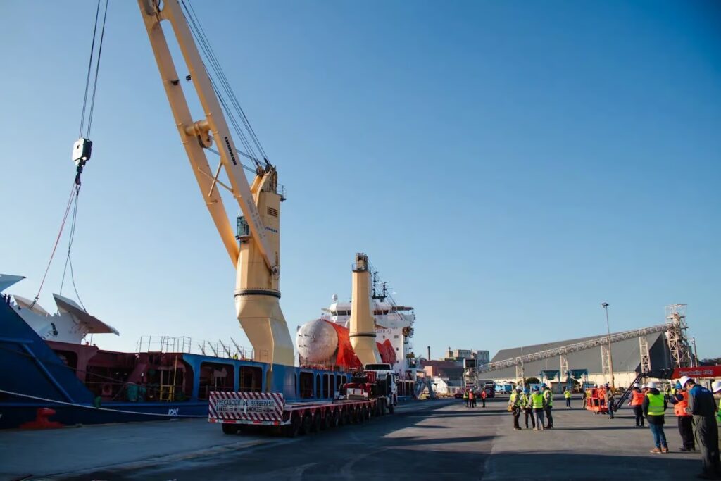 operación de carga para Vaca Muerta en Puerto Quequén
