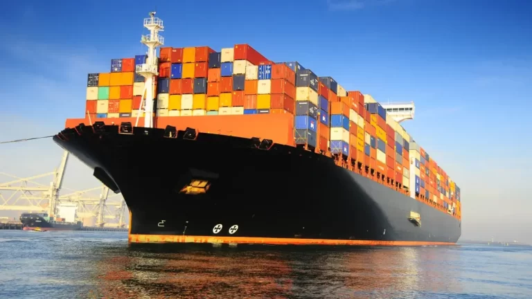 guerra comercial entre China y EE.UU. en el transporte marítimo