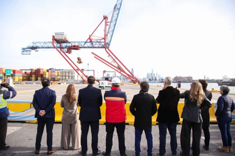 Ampliación muelle Dock Sud: vista aérea del muelle y canal