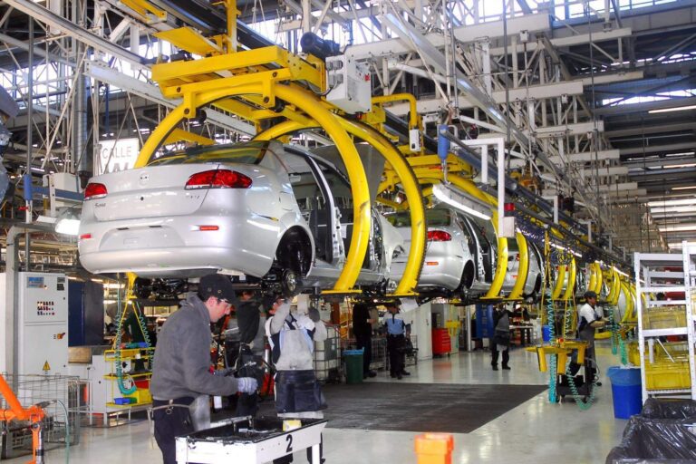 industria automotriz argentina en una planta de producción durante marzo de 2026