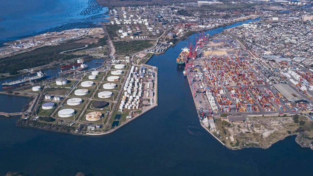Puerto Dock Sud refuerza su capacidad logística dentro del sistema portuario argentino