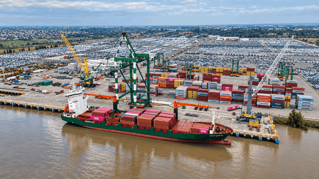 Nuevas reformas para impulsar exportaciones desde los puertos argentinos.