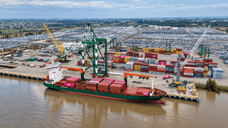 Nuevas reformas para impulsar exportaciones desde los puertos argentinos.