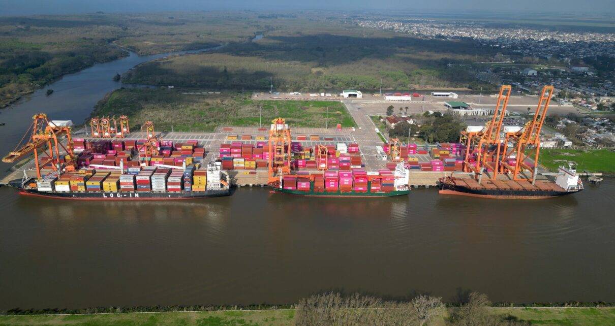 TecPlata Puerto La Plata tres buques simultáneos