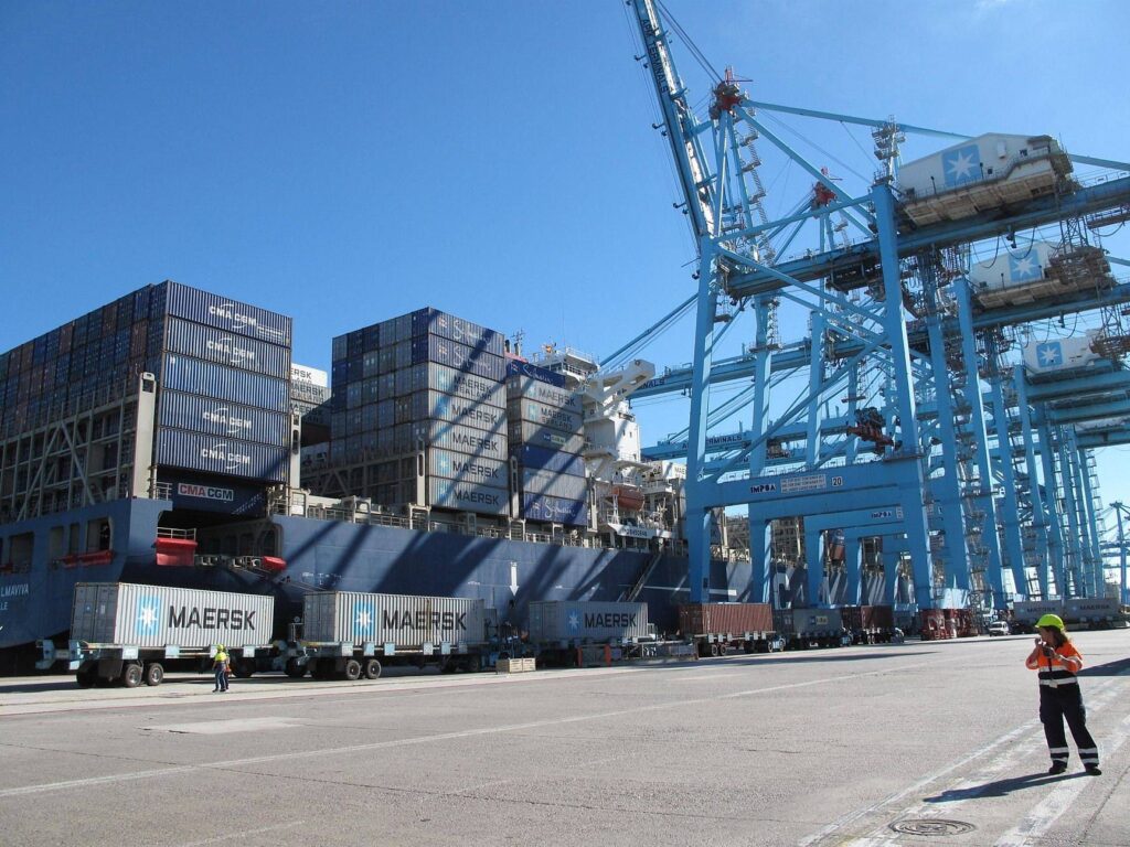 Puertos europeos del Mediterráneo y transporte marítimo