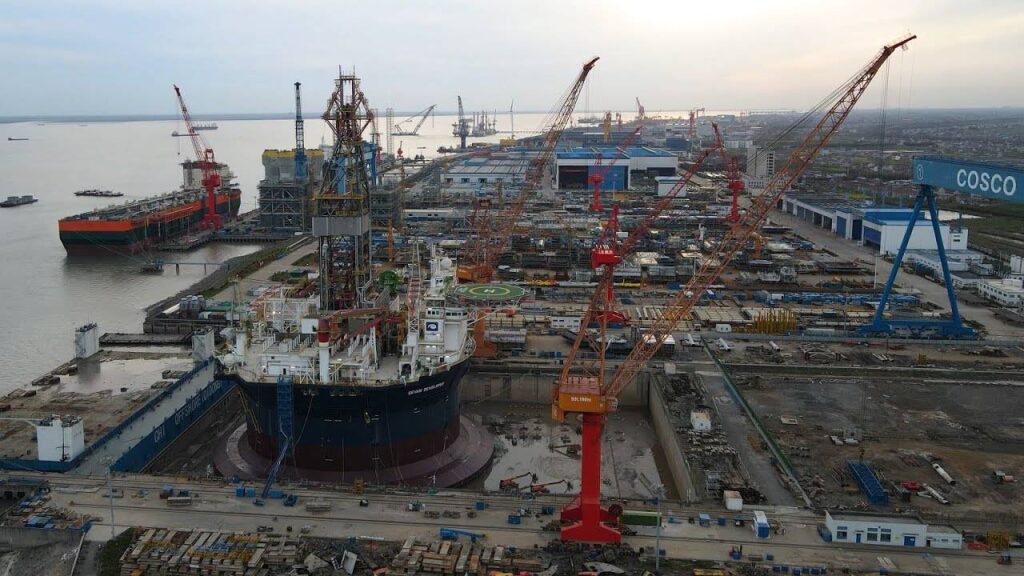 Cosco encarga buques a CSSC en la construcción naval china