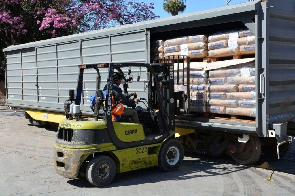 flete en alimentos de azúcar en la cadena logística