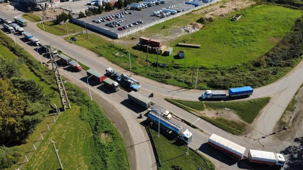 récord logístico en Rosario por ingreso de camiones con granos