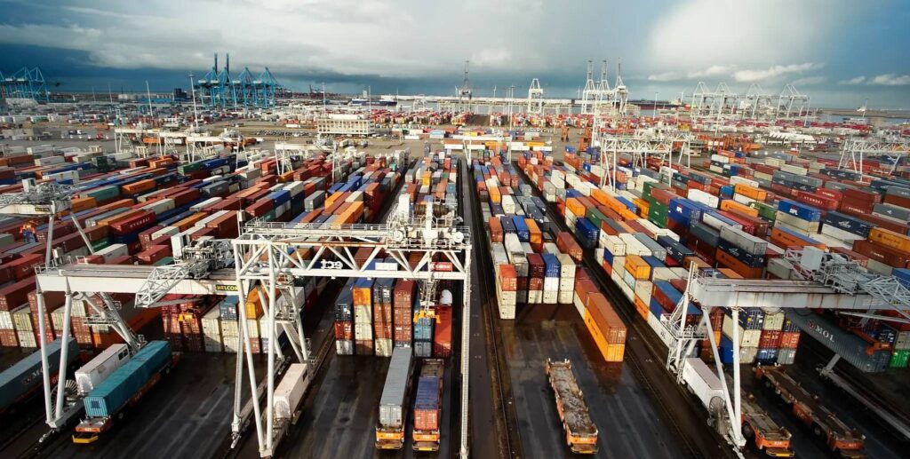 Puertos europeos y operaciones de contenedores en el norte de Europa