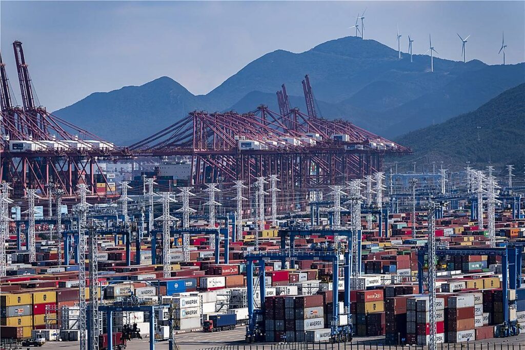 Terminal de Jintang en Ningbo-Zhoushan y su expansión portuaria.