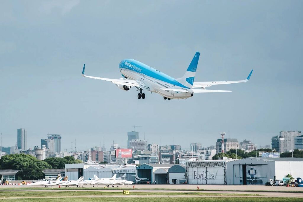 Carga aérea regional dentro del Cielo Único Sudamericano