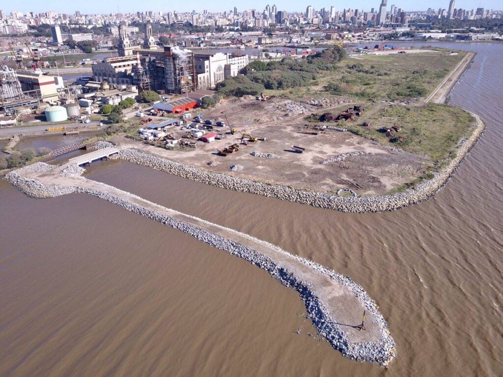 Plano técnico de la escollera de cierre del relleno exterior del Puerto Buenos Aires
