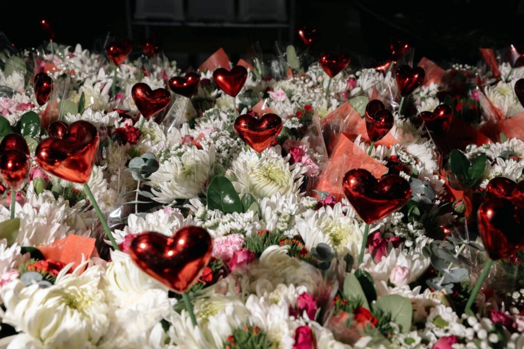 La logística de San Valentín en Argentina: armado local y delivery urbano
