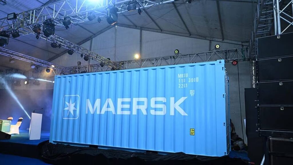 Contenedores fabricados en India para Maersk