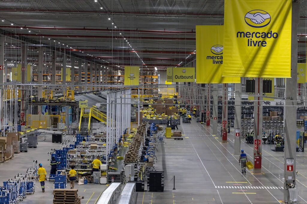 Operaciones del centro logístico Mercado Libre en La Plata.
