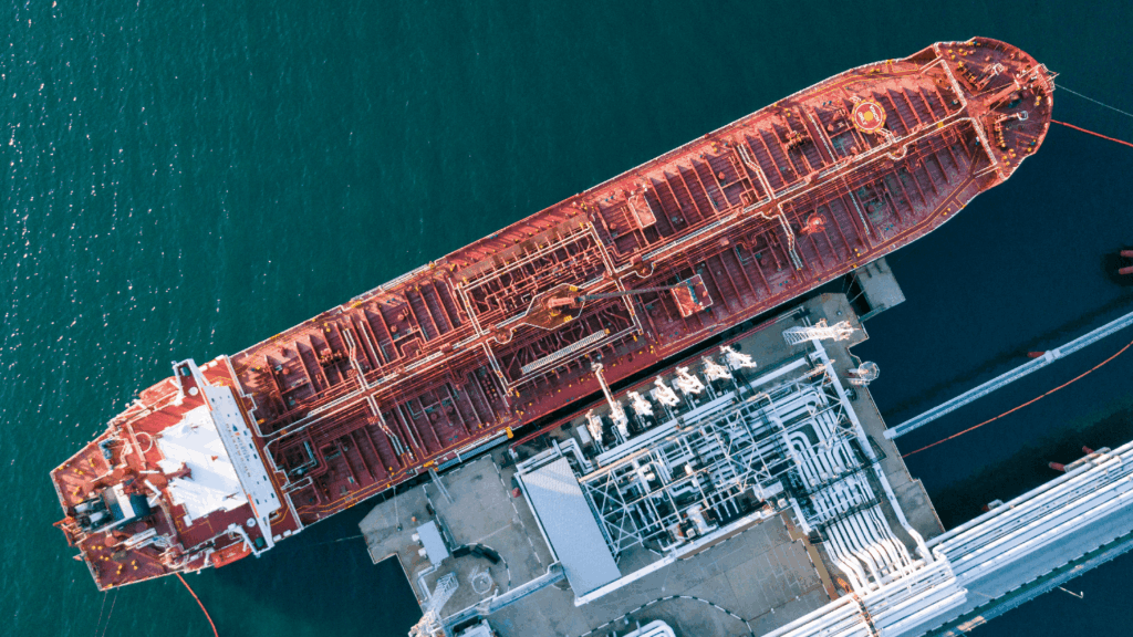 superpetroleros en construcción y comercio marítimo