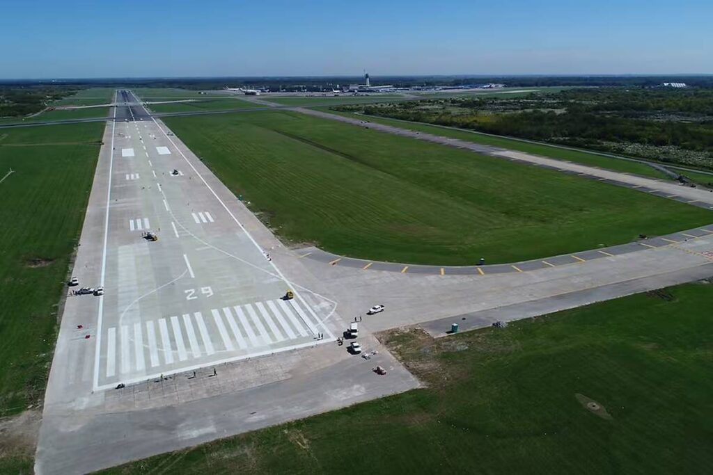 Obras en las pistas del Aeropuerto Internacional de Ezeiza 2026