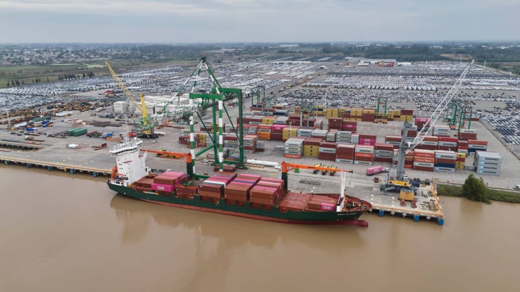 puerto de zarate servicio neptune lines