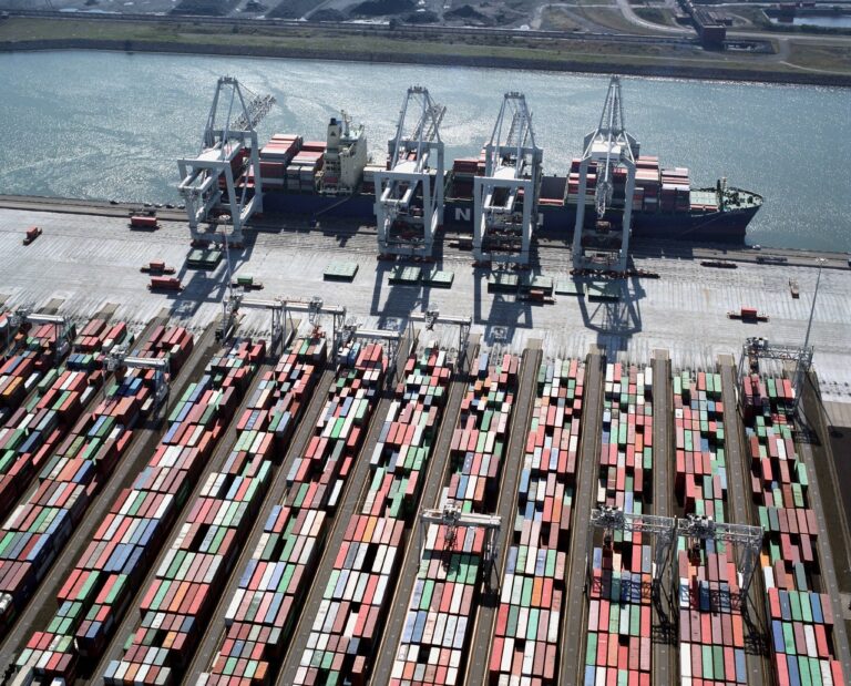 Cargas hacia Argentina desde el puerto de Róterdam