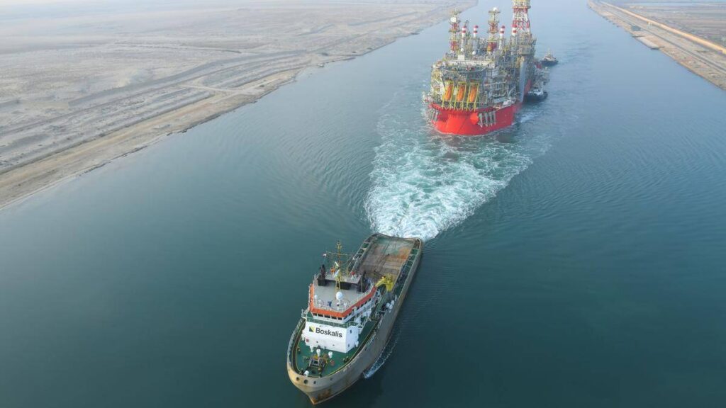 operadores Rusia tránsito Suez 2025
