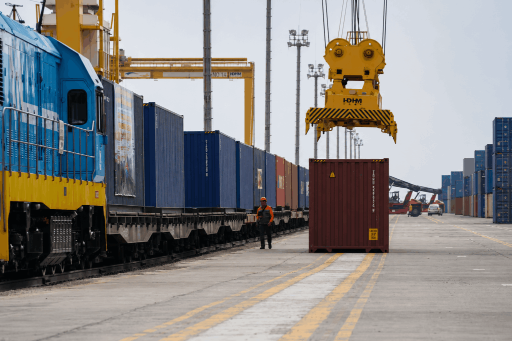 Anteproyecto de desregulación aplicado al transporte de cargas